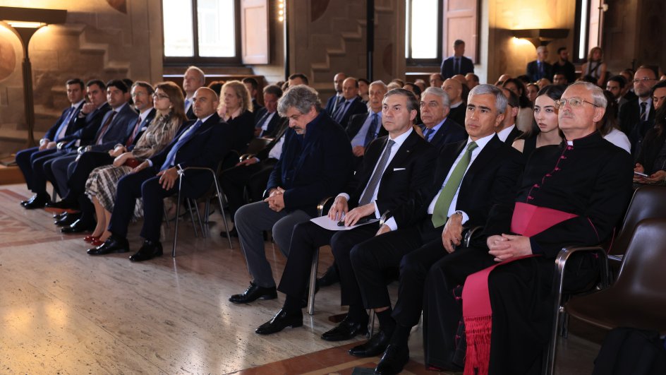 Vatikanda Heydər Əliyev Fondu ilə birgə layihələrin təqdimatına həsr olunan tədbir keçirilib