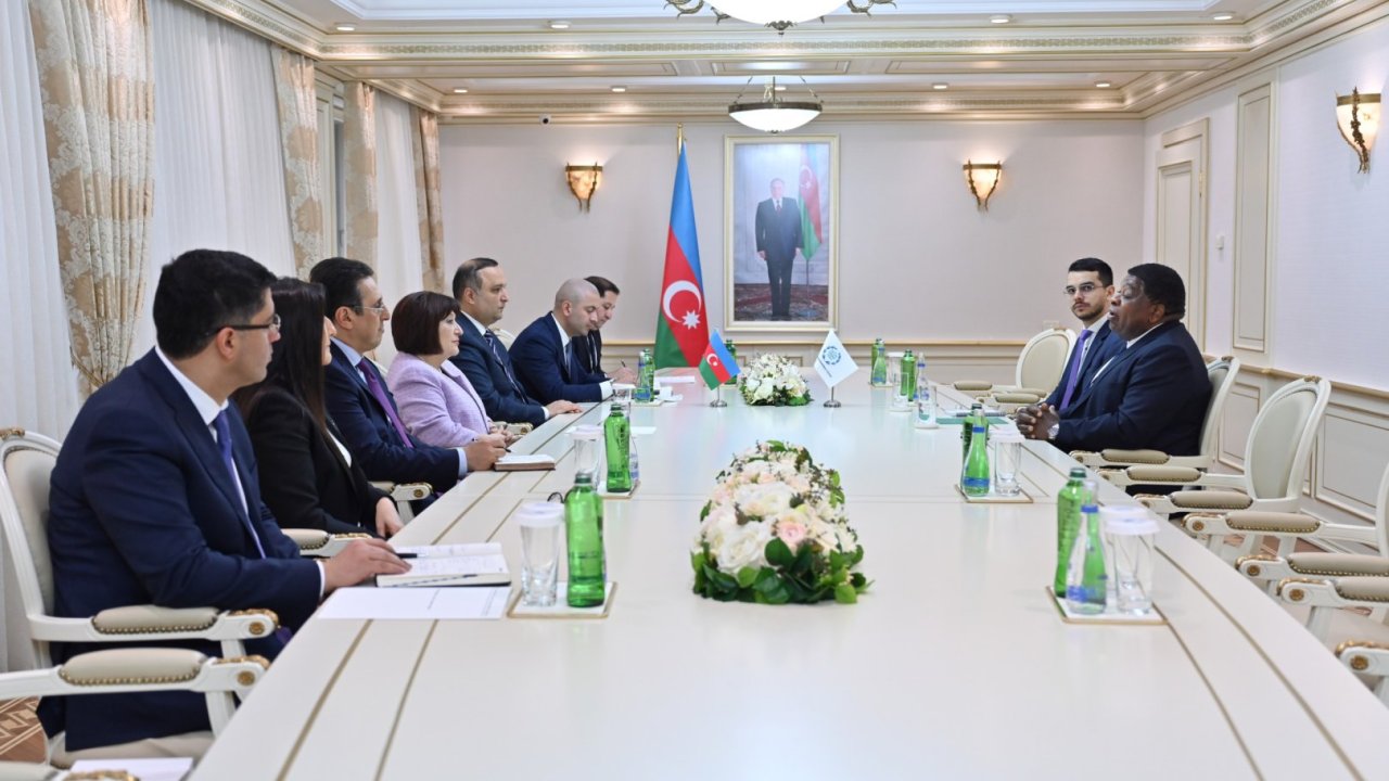 Milli Məclisin sədri Parlamentlərarası İttifaqın Baş katibi ilə görüşüb