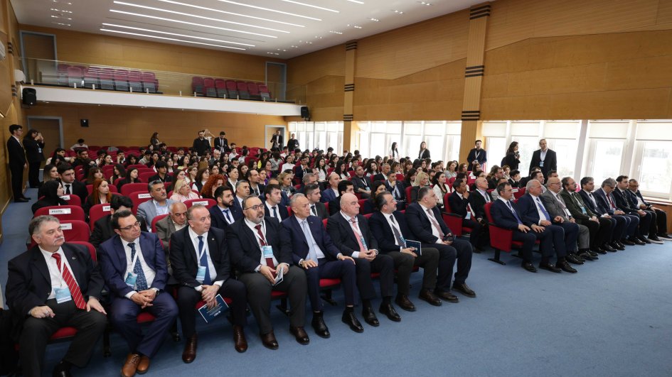 UNEC-də II Beynəlxalq Türk Dünyası İqtisad Konfransı təşkil edilib