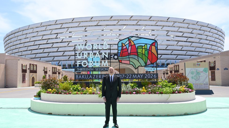 Prezident İlham Əliyev Bakı Olimpiya Stadionunun ərazisində WUF13 ilə bağlı görülən işlərlə tanış olub