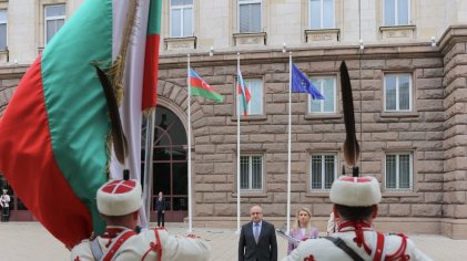 Azərbaycanın Bolqarıstanda yeni təyin olunmuş səfiri etimadnaməsini bu ölkənin Prezidentinə təqdim edib