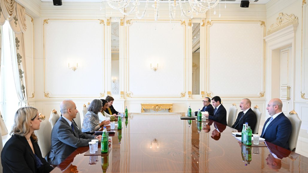 President Ilham Aliyev received Executive Director of UN Human Settlements Programme