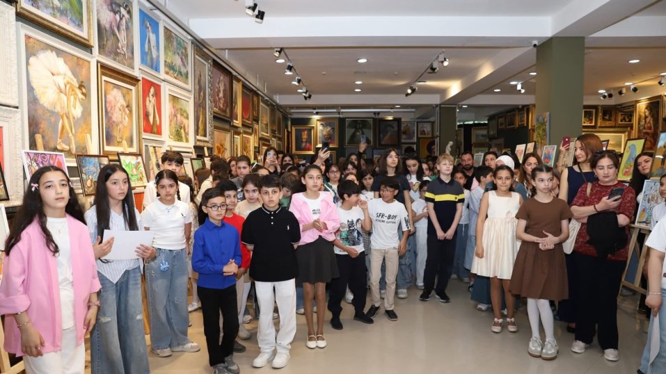 “Azərbaycanım” festivalı çərçivəsində müsabiqəyə 1200-dək əsər təqdim edilib