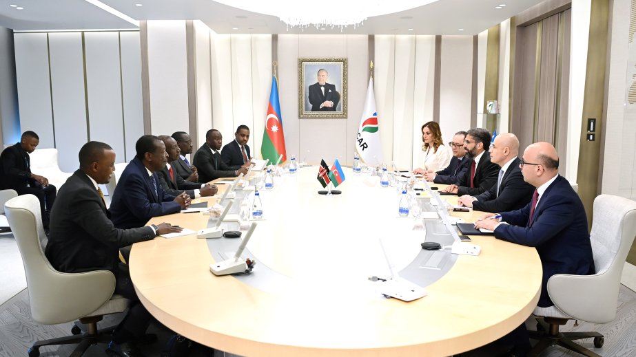 SOCAR President meets with President of Kenya