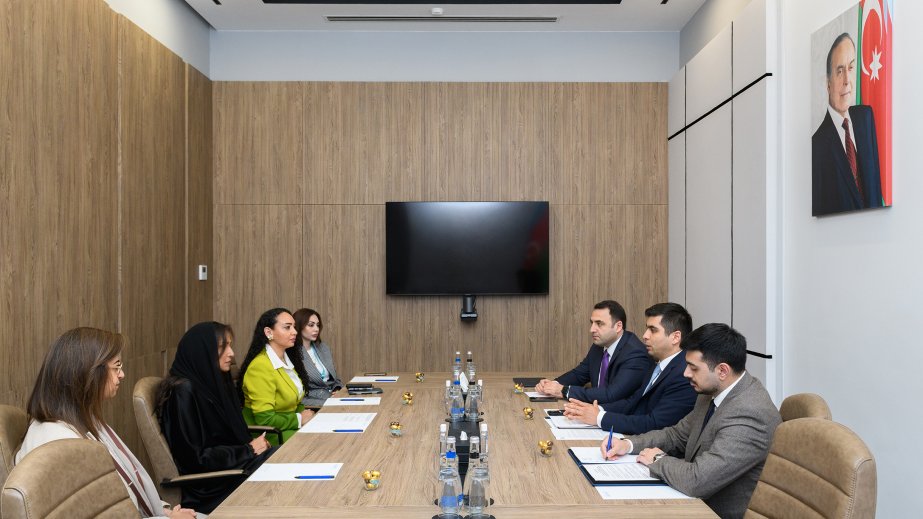 Azerbaijan’s Deputy Minister meets UN-Habitat Goodwill Ambassador for Arab States