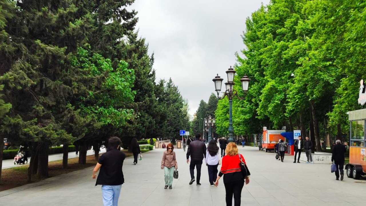 Dövlət qurumları gücləndirilmiş iş rejiminə keçir (YENİLƏNİB)