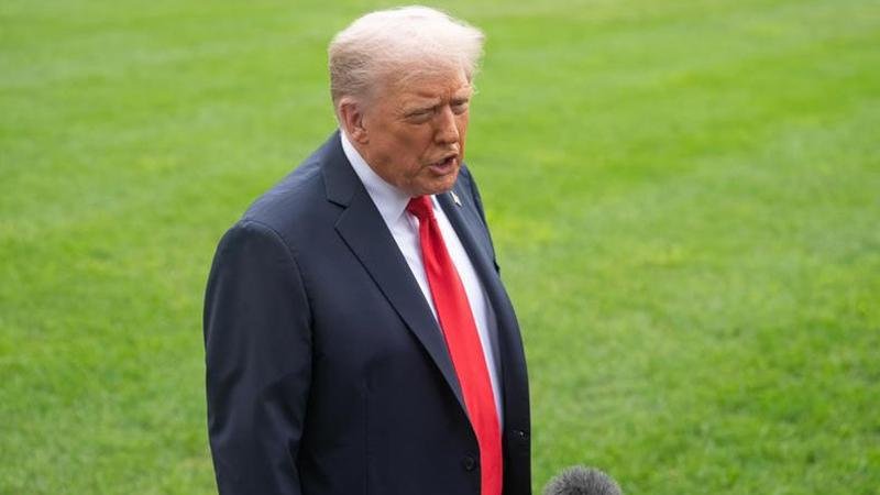 Trump, hava koşulları nedeniyle kabinesiyle Camp David’e yapacağı geziyi erteledi