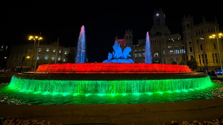 Madrid’s iconic Cibeles Fountain illuminated in colors of Azerbaijani flag