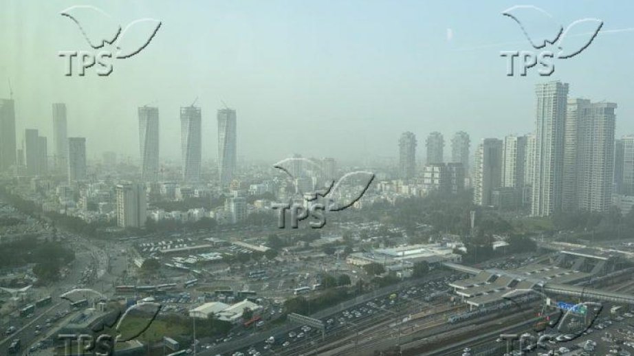 Israel makes air quality gains but lags on recycling, new data shows