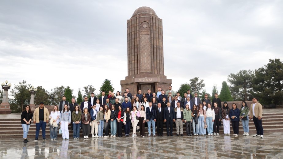 Ulu Öndərin irsi şəhərsalma müstəvisində: gənc fəallarla görüş