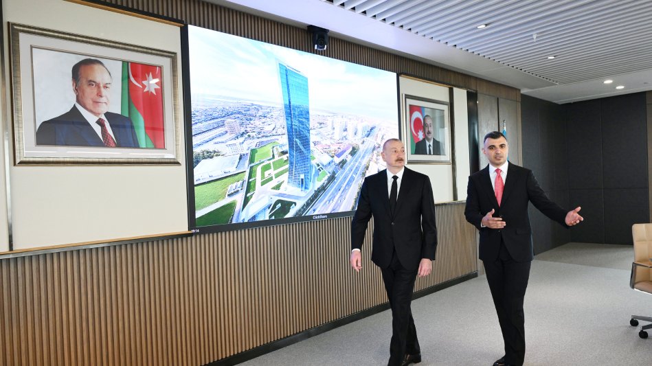 Prezident İlham Əliyev Mərkəzi Bankın yeni binasının açılışında iştirak edib