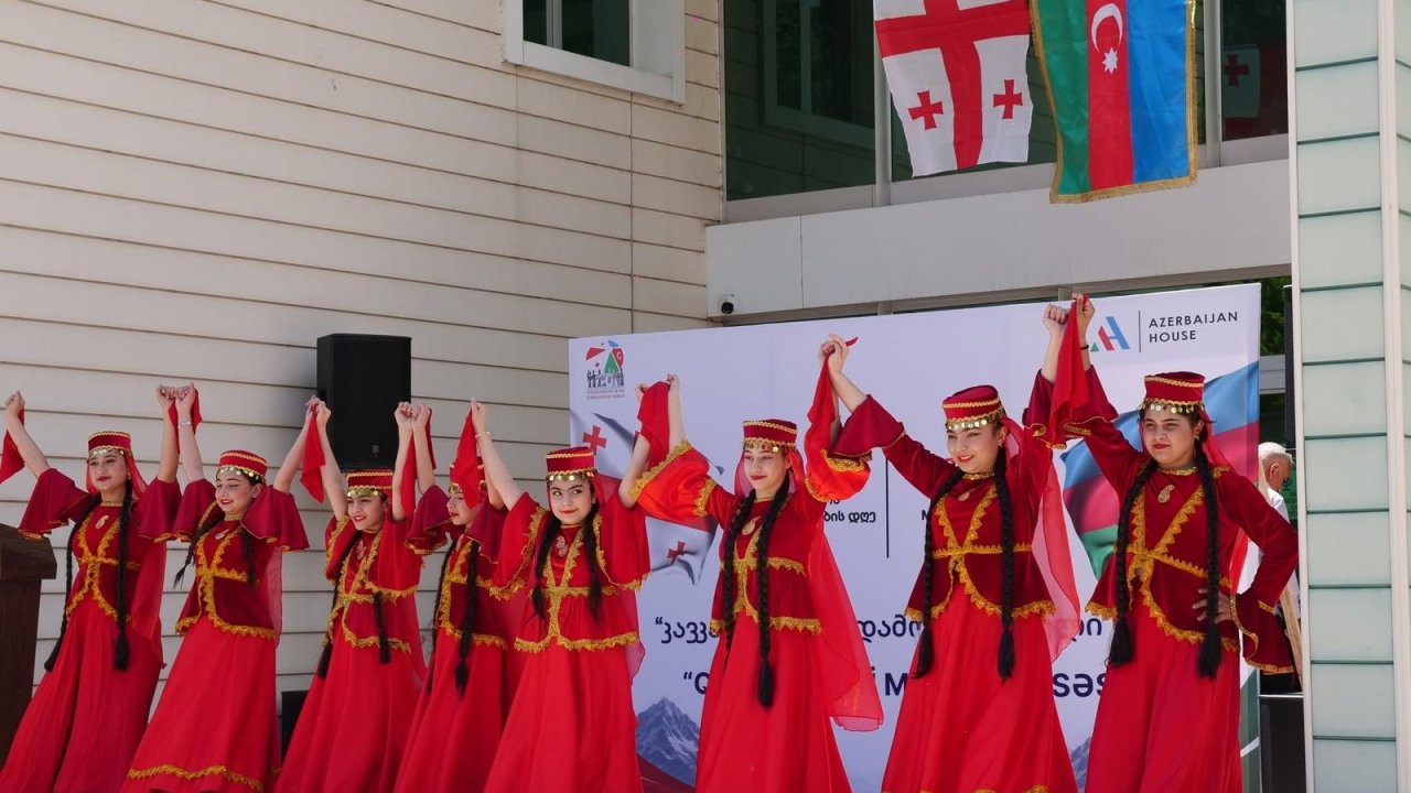 Marnuelidə Azərbaycanın və Gürcüstanın Müstəqillik Günləri qeyd edilib