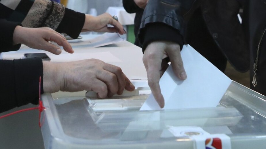 Türk politoloq Ermənistandakı seçkilərlə bağlı “Anadolu” agentliyinə şərh verib