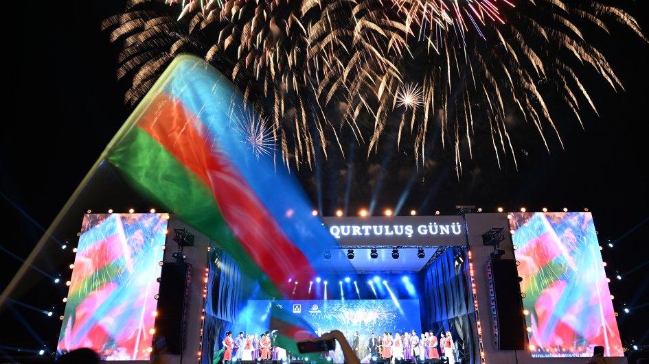 Baku hosts festive concert marking National Salvation Day