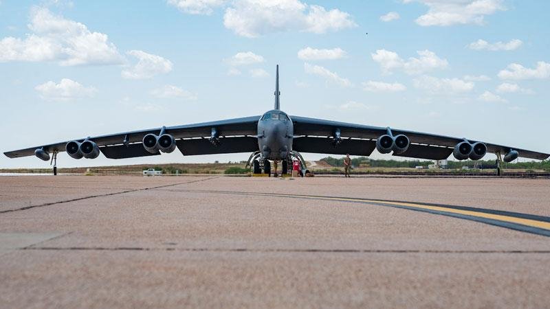ABŞ-da 'B-52 Stratofortress' təyyarəsi qəzaya uğradı