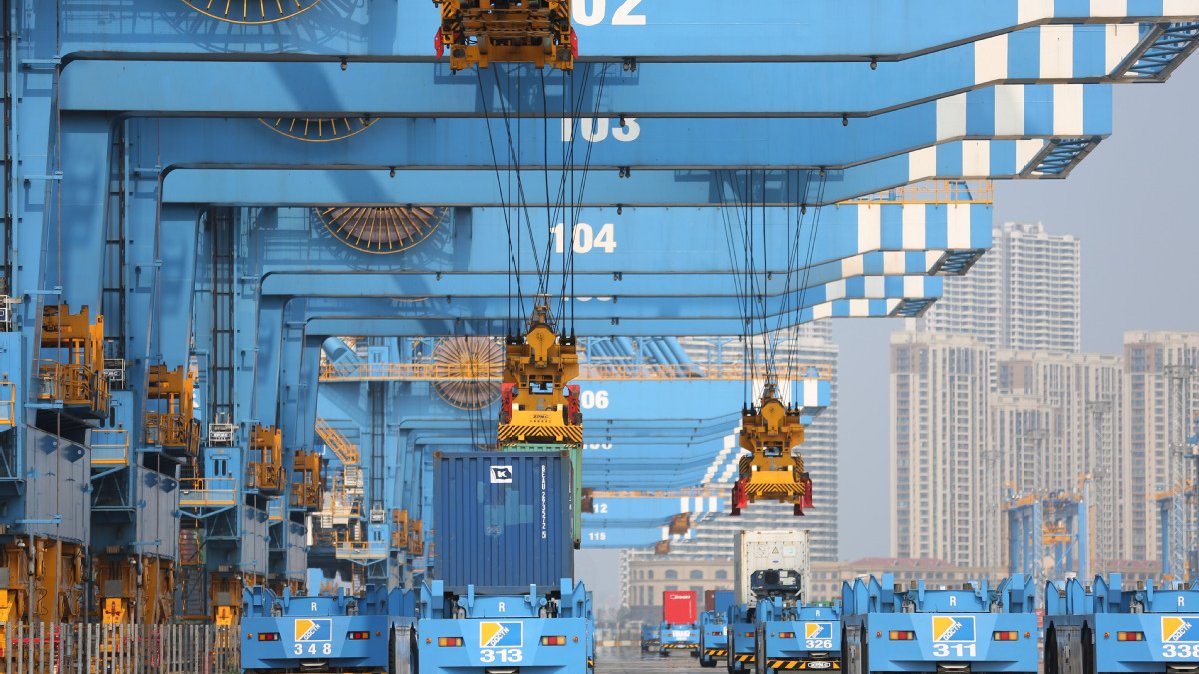 China’s infrastructure sector narrows contraction pace amid escalating raw material costs