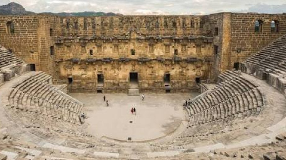 Antalyada Roma dövrünə aid mozaika aşkar edilib