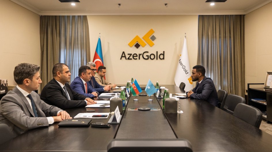 “AzerGold”da Somali İnkişaf və Yenidənqurma Bankının baş direktoru ilə görüş baş tutub