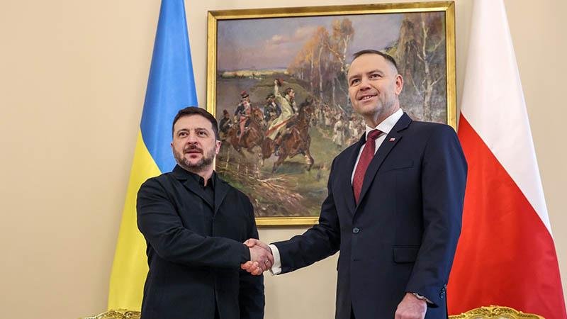 Polish President Nawrocki revokes Zelenskiy's 'White Eagle' order