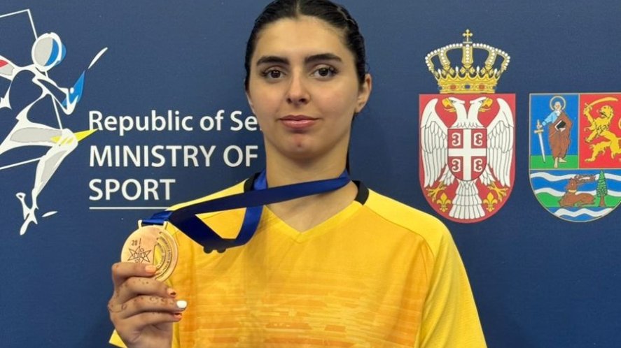 Azerbaijani badminton player claims bronze in Serbia