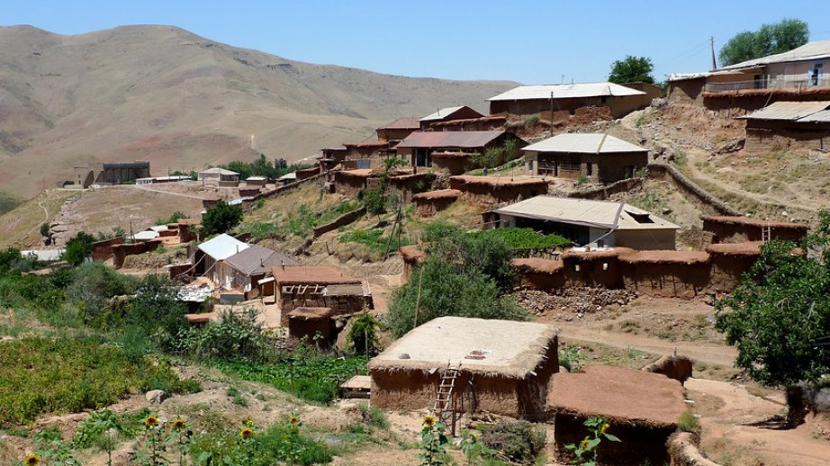 Özbəkistanın iki keçmiş kəndi rəsmi olaraq Qırğızıstanın tərkibinə verilib