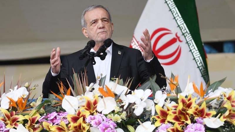 Pezeşkiyan: İran raketləri anlaşma memorandumunda yer almadı və almayacaq