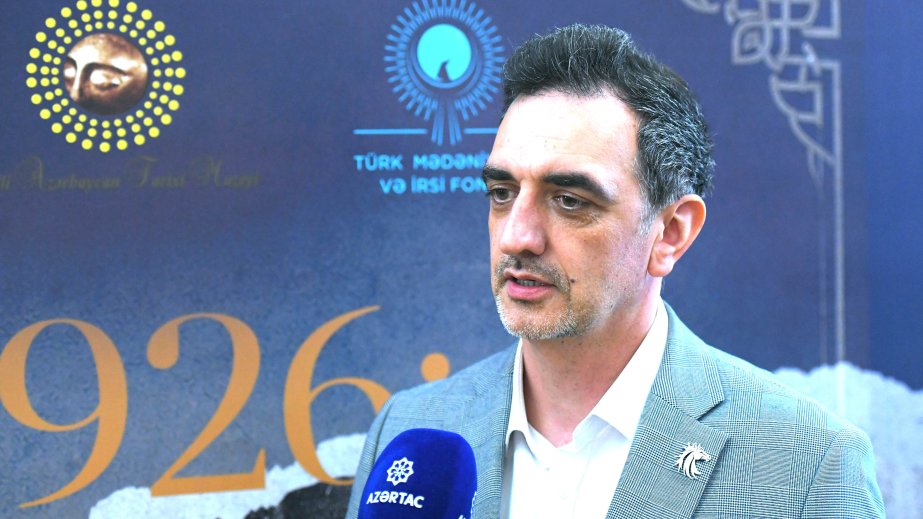Emin Dadaşov: “Bakı.1926: Dil, Fikir, Birlik” sərgisi bir əsrlik tarixi əhatə edir