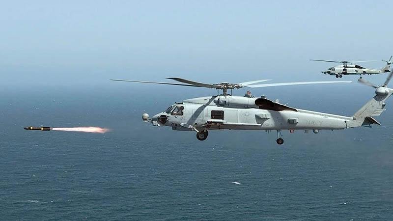 US helicopter makes emergency landing in the Arabian Sea: 1 person missing