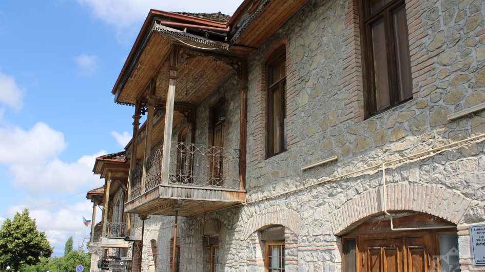 300 illik kəlağayının nümayiş olunduğu yeni ünvan — Şəki Kəlağayı Muzeyi