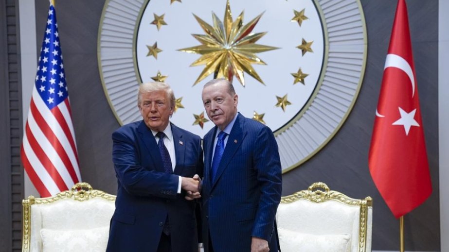 Turkish President Erdogan welcomes Trump in Ankara