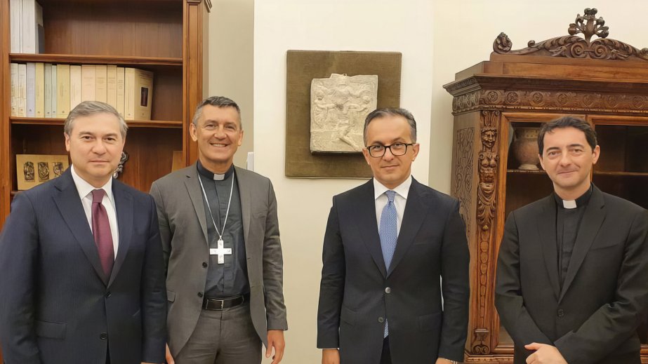 Azerbaijan, Holy See explore humanitarian, cultural cooperation
