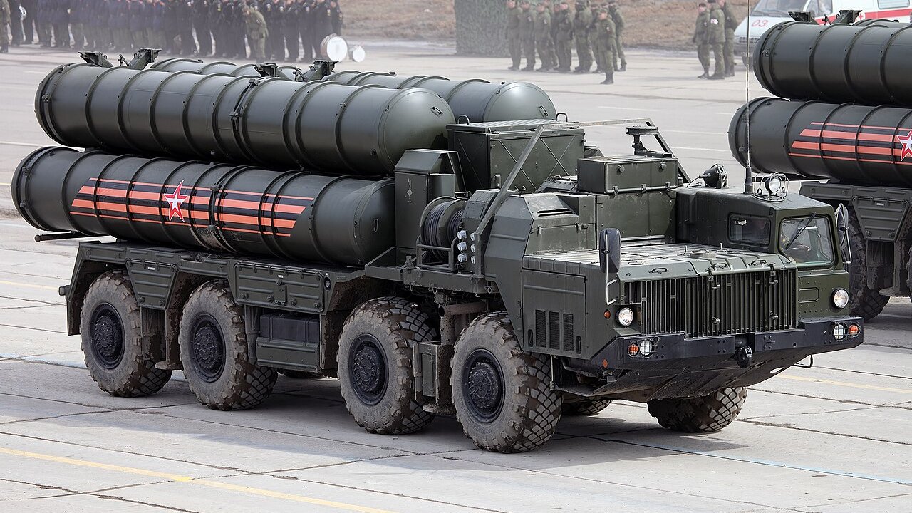 Kreml Türkiyənin "S-400"ləri üçüncü ölkəyə satması iddialarına münasibət bildirib