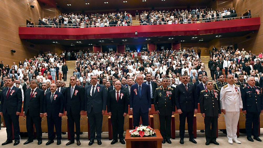 Zakir Həsənov Türkiyəyə getdi