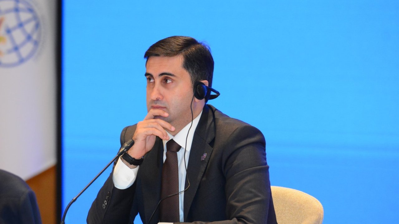 Jurnalistlər ictimai həyatın bütün sahələrində mühüm rol oynayırlar- Abbas Abbasov