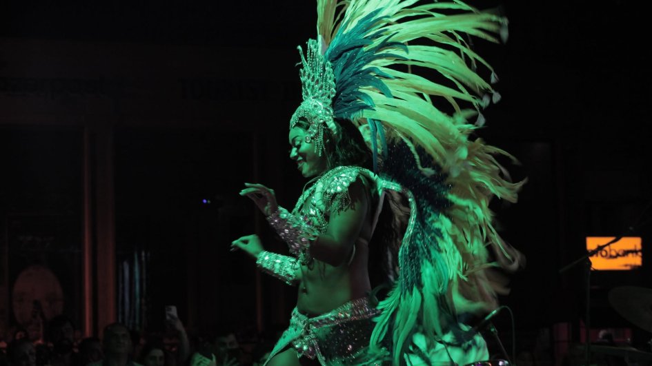“Shahin Novrasli Festival-2026”nın bağlanışında Braziliya karnavalı