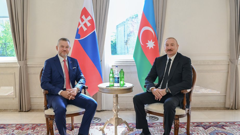 President Ilham Aliyev holds one-on-one meeting with President of Slovakia in Shusha