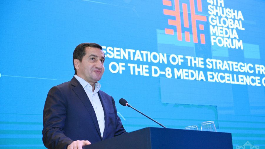 Şuşa Qlobal Media Forumu çərçivəsində D-8 Media Mükəmməllik Mərkəzinin strategiyasının təqdimatı olub