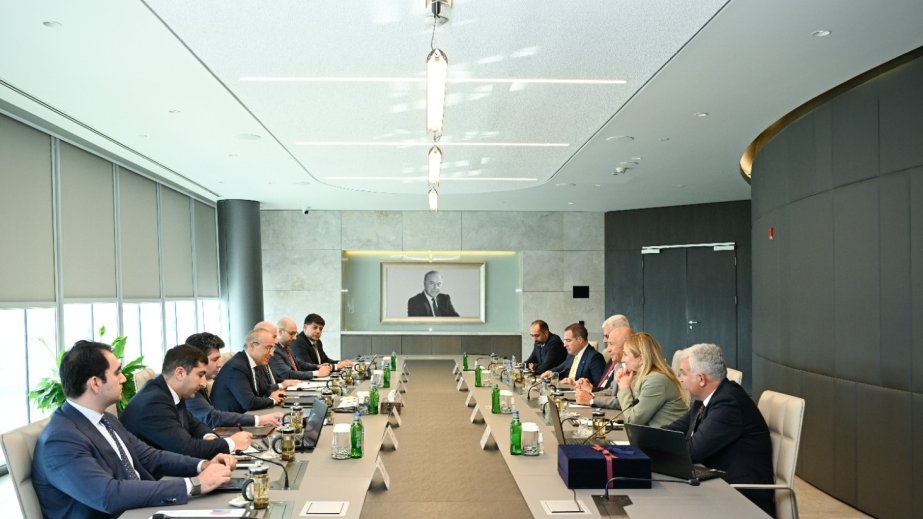 Azerbaijani Economy Minister meets with leadership of Turkish Limak Group Company