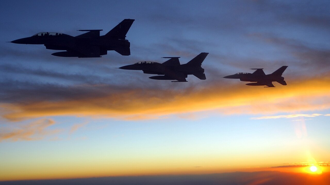 Türkiyə NATO missiyası üçün Estoniyaya beş F-16 qırıcısı göndərəcək