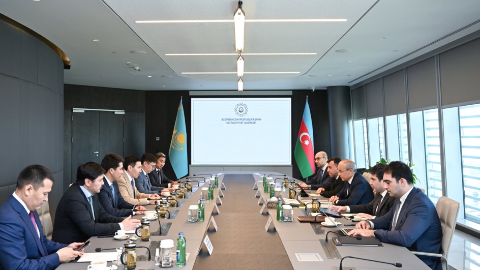 Azərbaycan Qazaxıstanla tərəfdaşlığın prioritet inkişaf istiqamətlərini nəzərdən keçirib