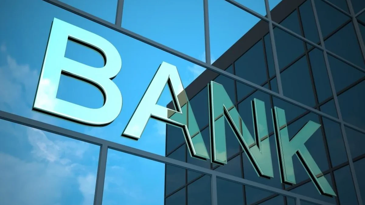 Azərbaycanda 9 ləğv prosesində olan bankın əmlakları hərraca çıxarılır