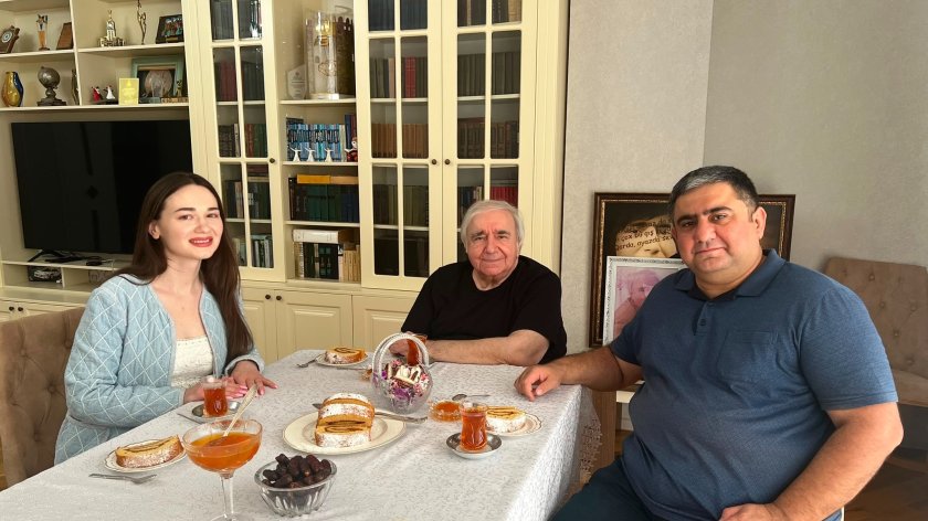 Ramiz Rövşənin ukraynalı jurnalistə müsahibəsi: Tərcümə milli mədəniyyətlər arasında ən etibarlı körpüdür