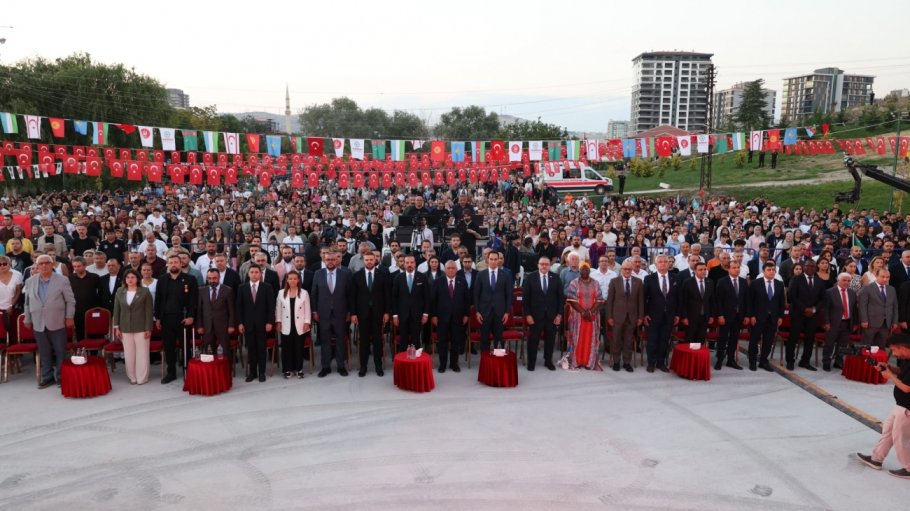 Ankarada III Beynəlxalq Türk dünyası festivalı təşkil olunub