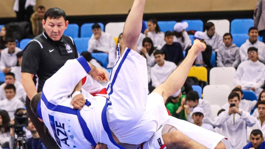 Azerbaijan names 16 fighters for World Championships in Kazakh wrestling
