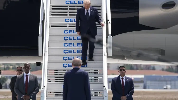 Tramp Ankaradan başqa təyyarədə geri qayıtdığını təsdiqləyib