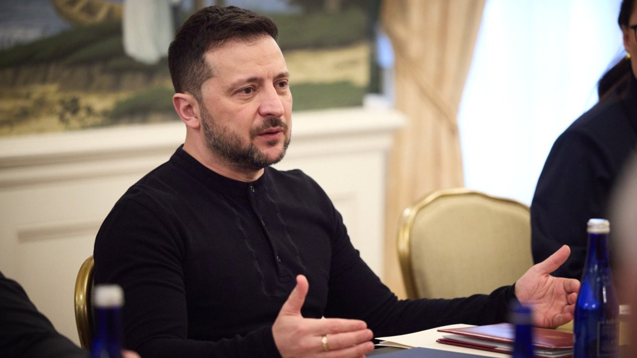 Zelenski Ukrayna münaqişəsinin nizamlanması ilə bağlı yeni təklif irəli sürüb