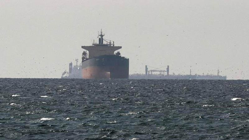Oil tanker hit off the coast of Oman