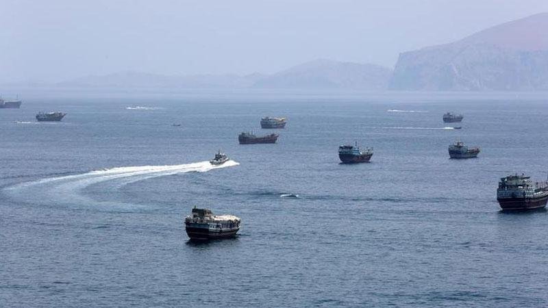 İran: Hörmüz Boğazında 2 ABŞ gəmisi və 8 tanker hədəf alındı