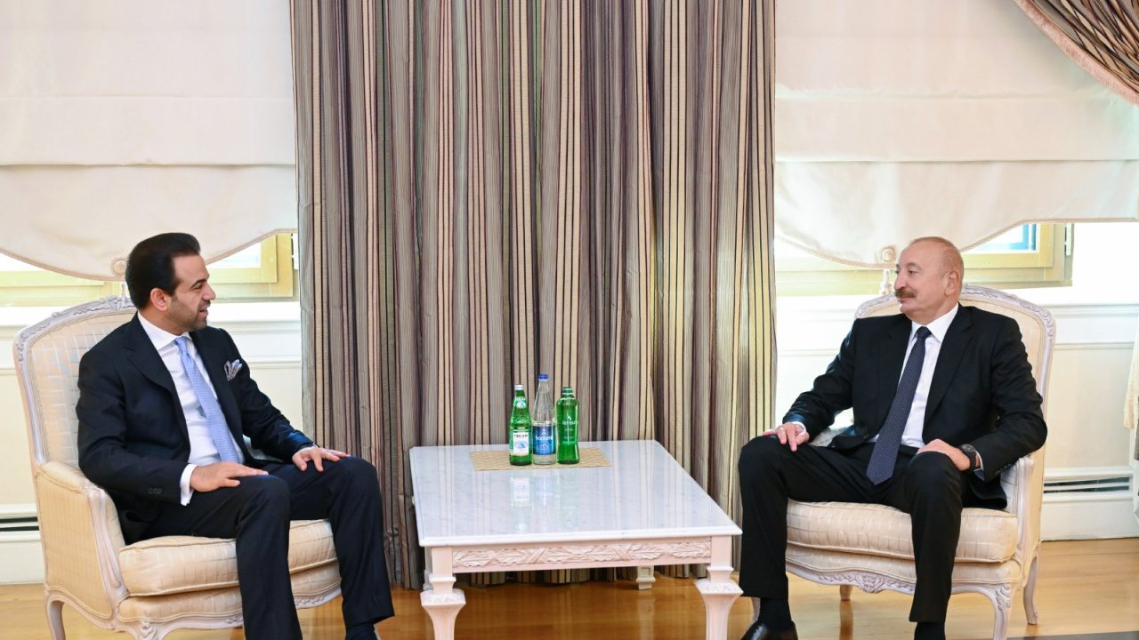 Prezident İlham Əliyev Müsəlman Ağsaqqalları Şurasının baş katibini qəbul edib