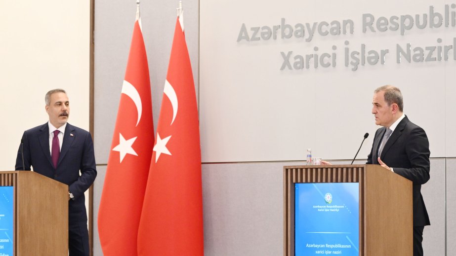 Minister: Baku-Tbilisi-Kars railway is a key component of Middle Corridor